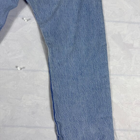 Levis 501 Mens Straight Leg Light Blue Denim Faded 5-Pocket Outdoor Size 36x32 - Picture 10 of 16